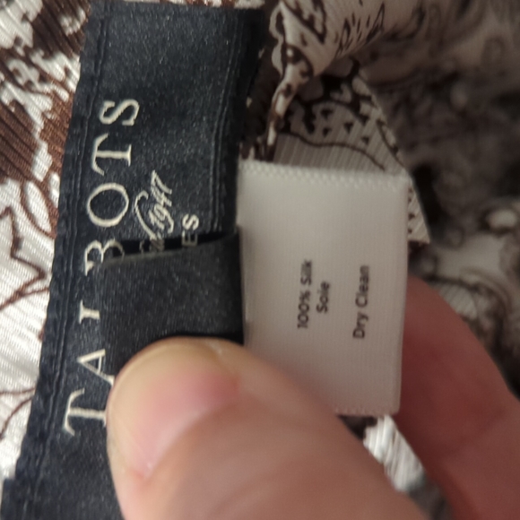 Talbots 100% silk - size 2p skirt NWT - Picture 4 of 5